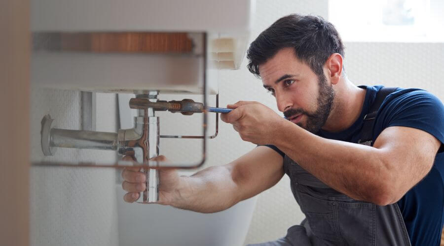 Professional water heater installation services in Holcomb, KS